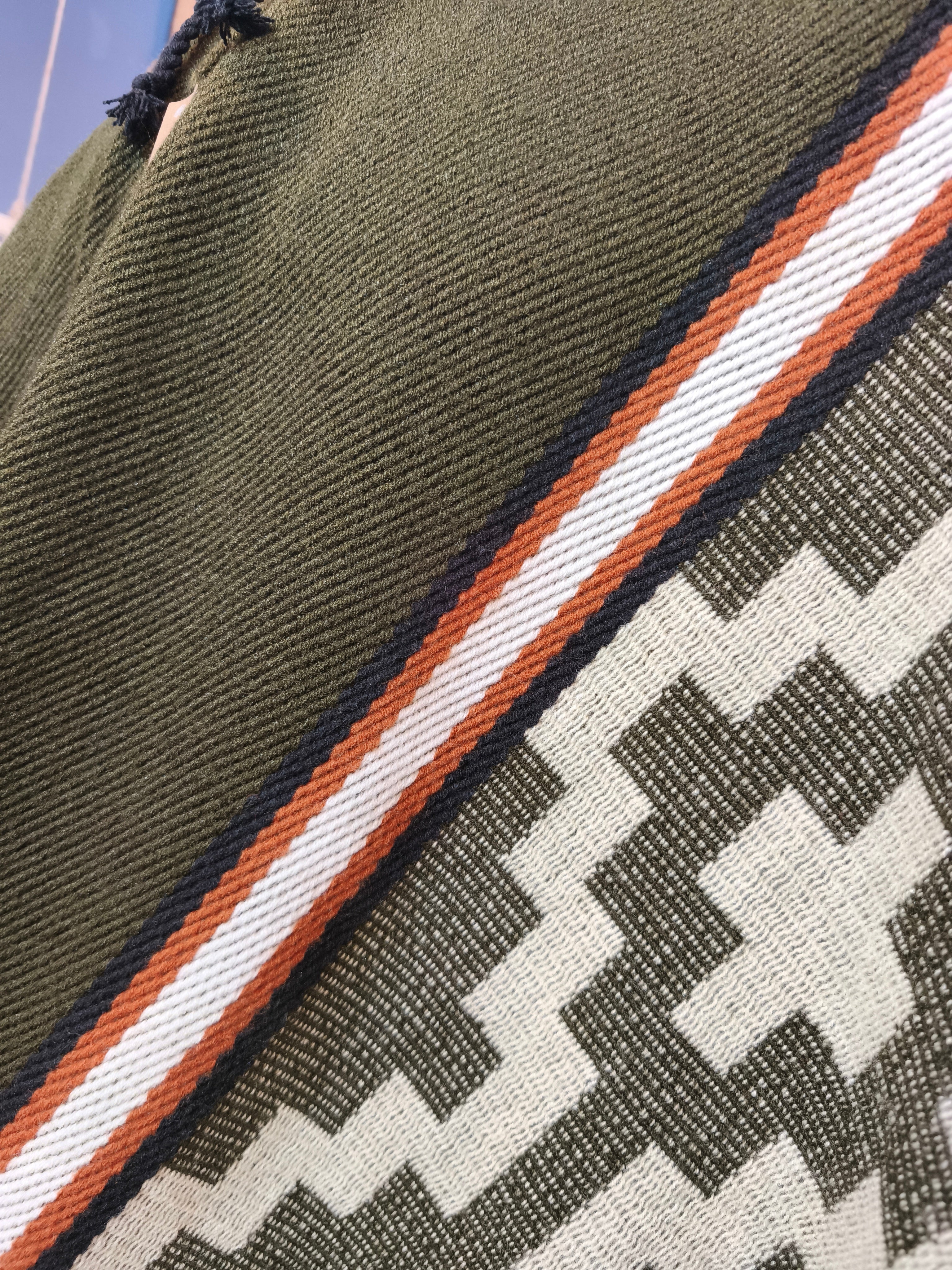 Poncho Karü - Colección mapuche