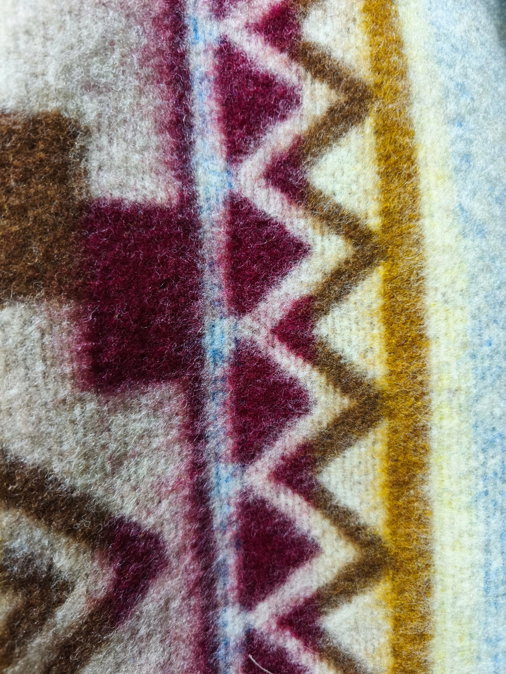 Poncho premium CHIMÚ con capucha