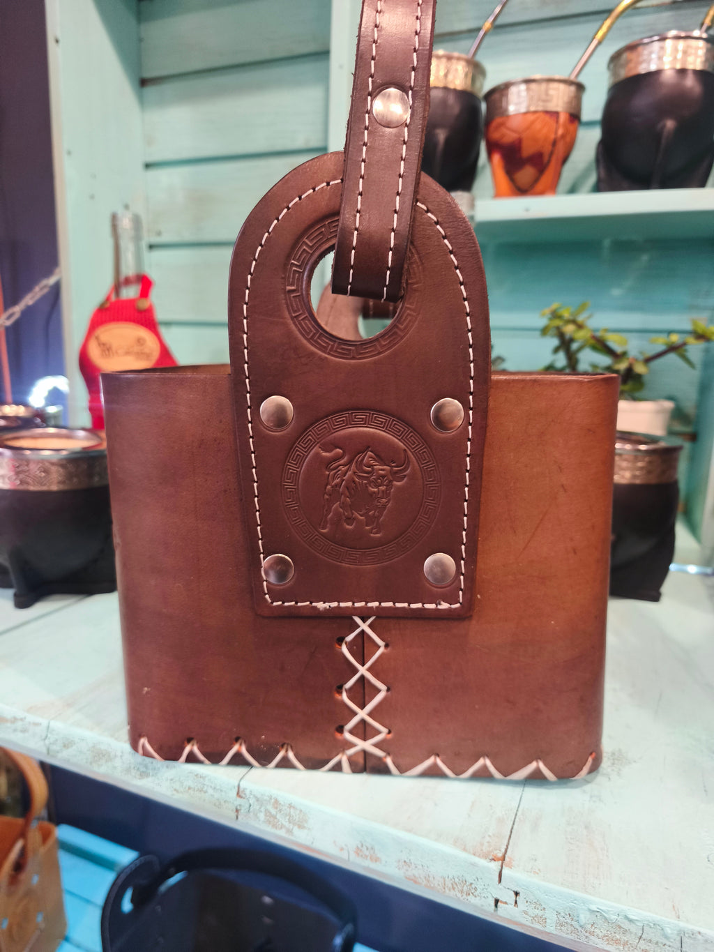 Canasto matero cuadrado 100% cuero