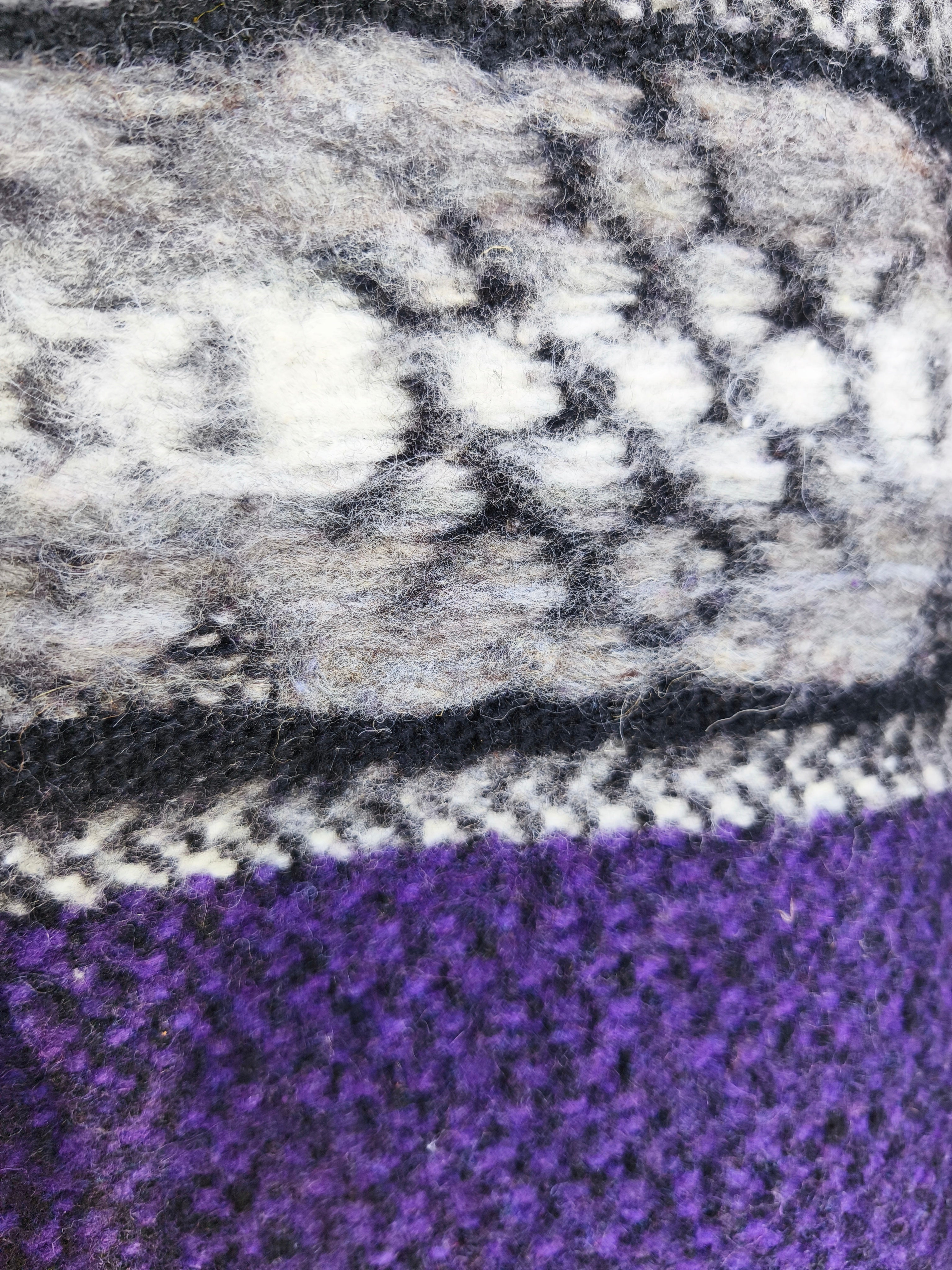 Ruana púrpura 100% lana natural