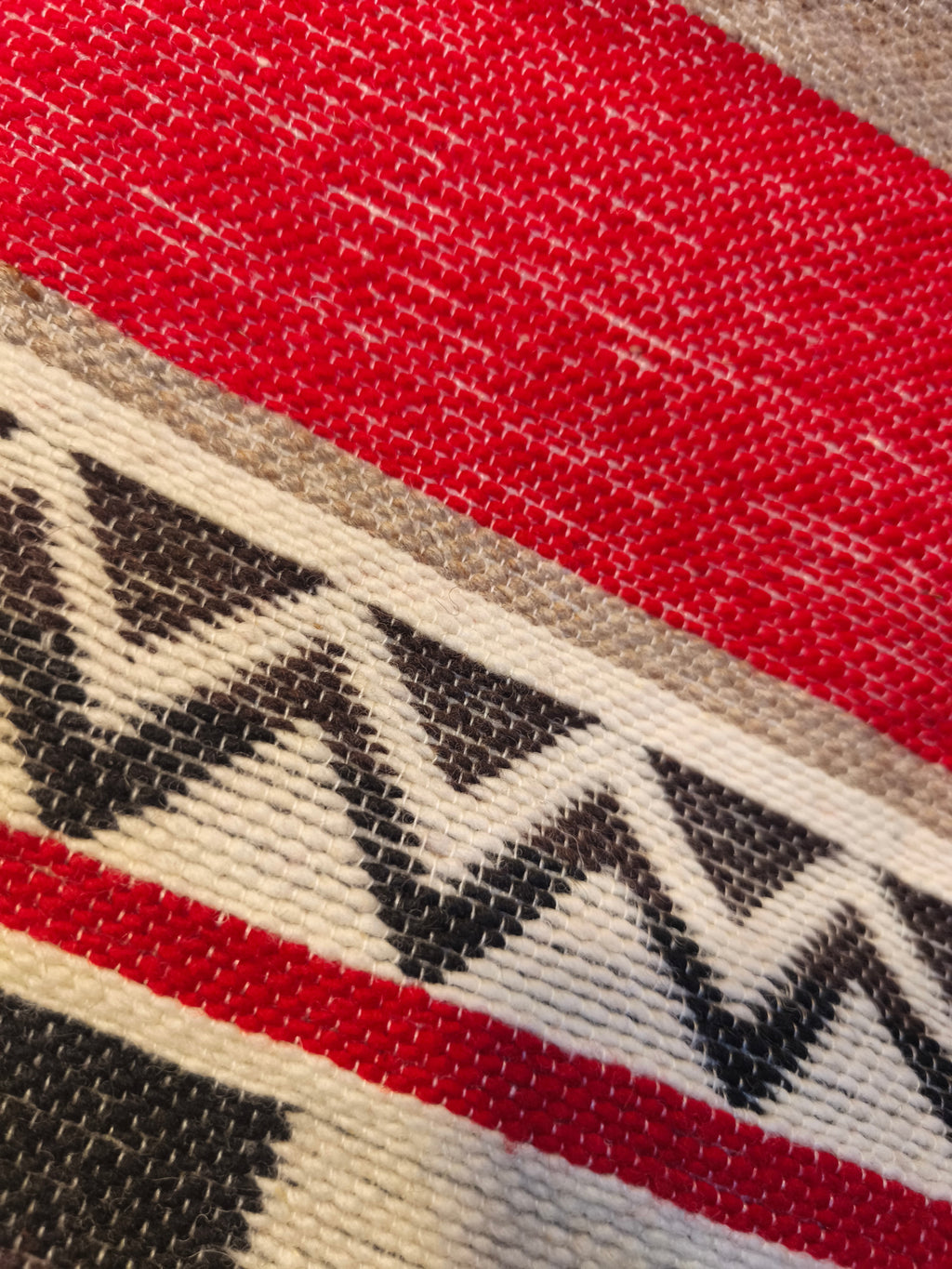 Poncho premium CHAVÍN con capucha