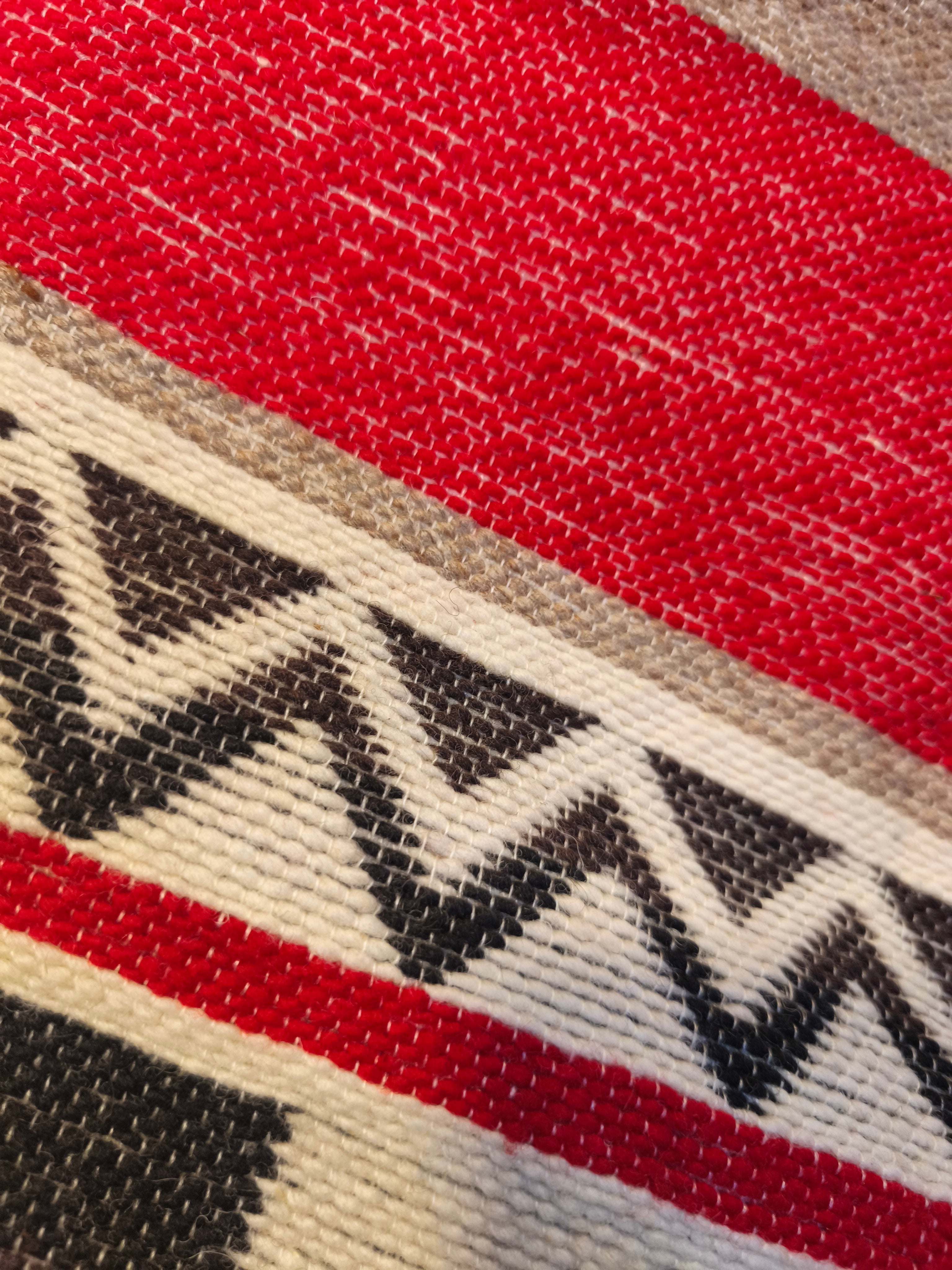 Poncho premium CHAVÍN con capucha