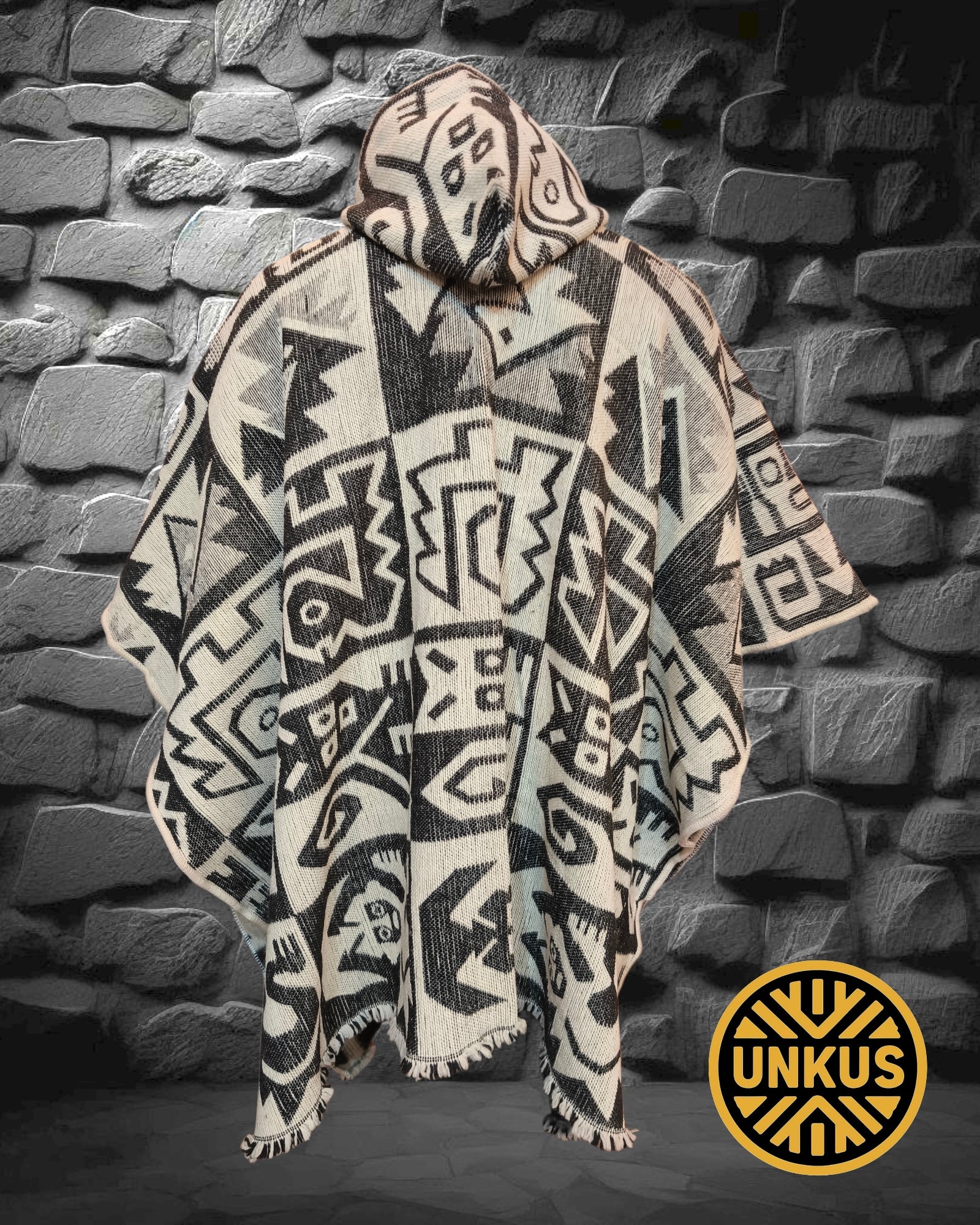 Poncho premium CHIMÚ con capucha