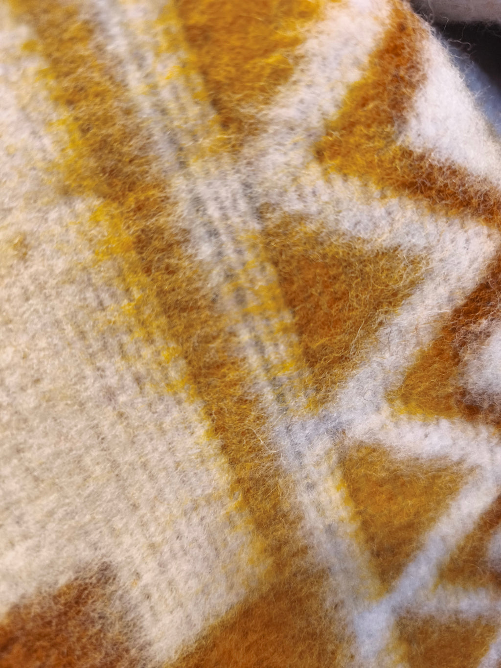 Poncho premium TIAHUANACO con capucha