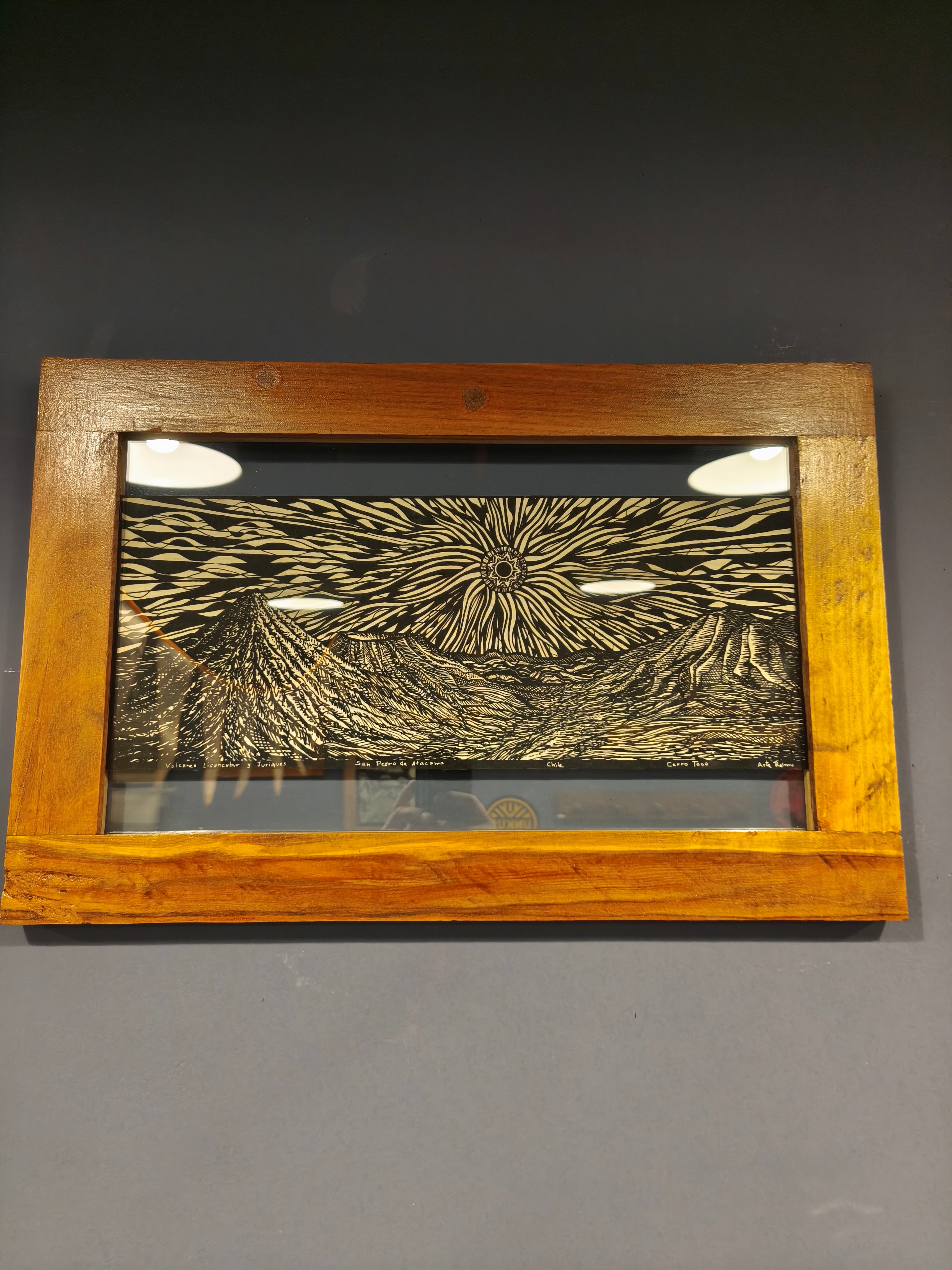 Cuadro "Horizonte de Volcanes" en Serigrafía (Diseño Flotante) – Arte Relmu