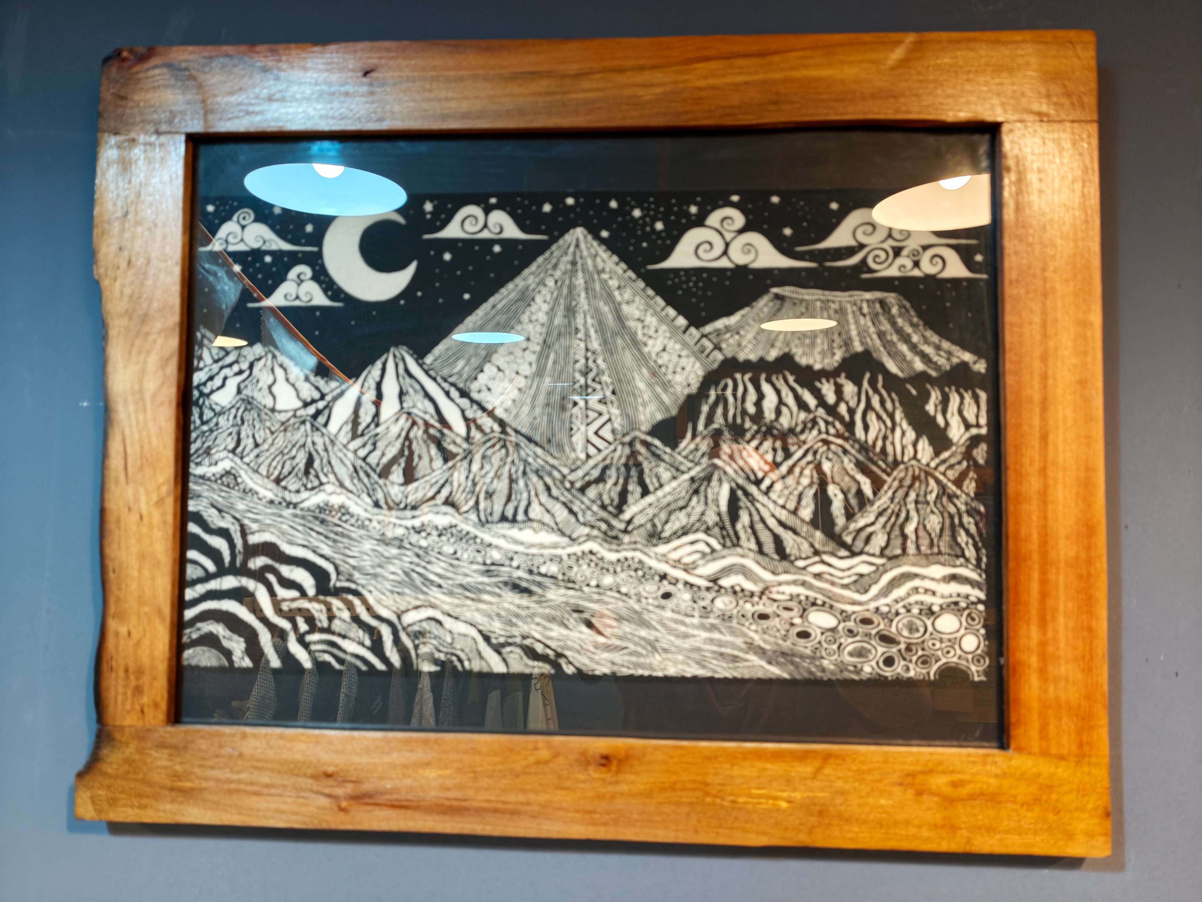 Cuadro "Noche Andina": Arte Zentangle de Arte Relmu en Marco de Durmiente Recuperado
